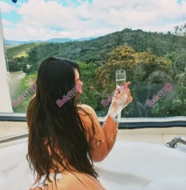 Foto 18: Acompanhante em Belo Horizonte — ejaculação no corpo, Brenda Campelo