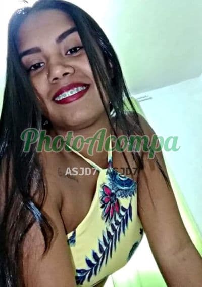Acompanhante magra em Niterói, foto 5 de Carol