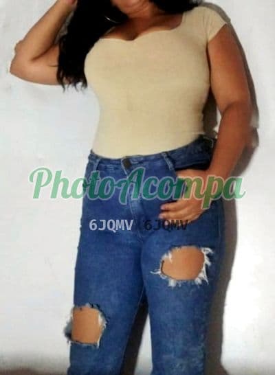 Acompanhante peituda em Rio de Janeiro, foto 3 de Carol Gomes