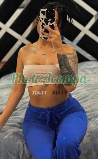 Acompanhante em Guarulhos com beijo na boca (2) — Carolina