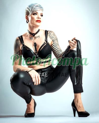 Acompanhante magra em São Paulo, foto 3 de Dominatrix Sádica Queen