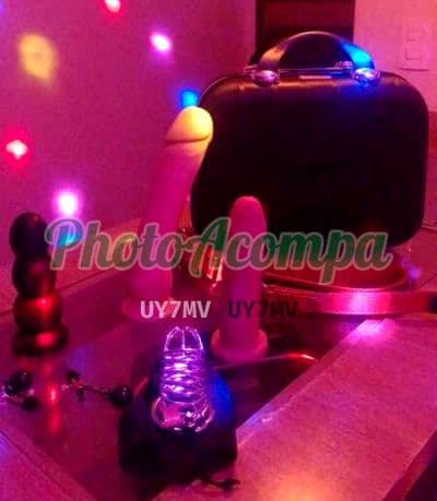 Acompanhante em Porto Alegre — cinta caralho, foto 4 de Domme Cléo