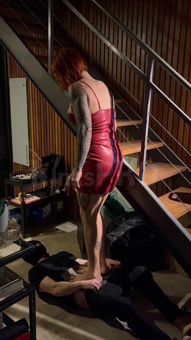 Acompanhante em São Paulo com podolatria online (2) — Ella Queen Goddess