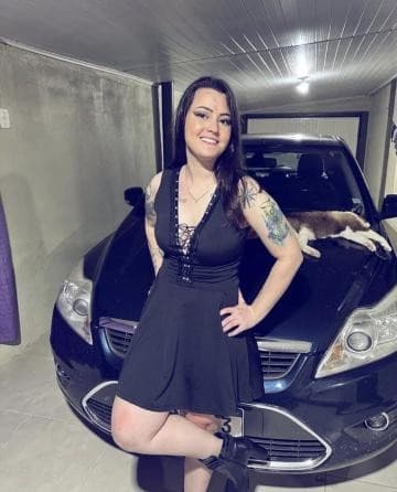 Acompanhante cabelo castanhos em Porto Alegre — Ellen