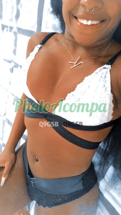 Foto 5: Acompanhante morena em Maricá — Evelyn Martins