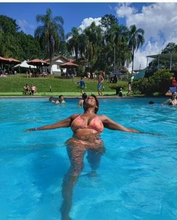 Acompanhante cabelo pretos em Mogi das Cruzes — Fernanda