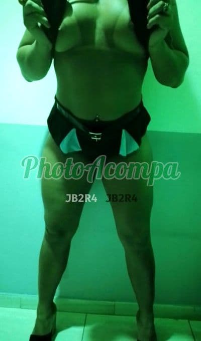 Acompanhante em Salvador — beijo grego, foto 2 de Fernanda