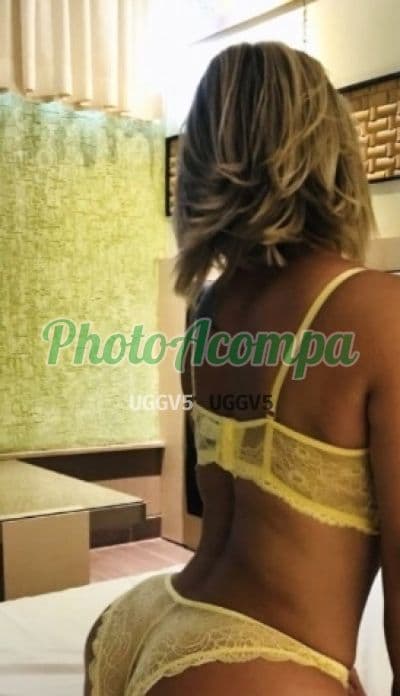 Acompanhante peituda em Belo Horizonte (3) — Fernanda Lisboa