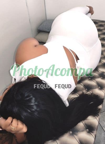 Foto 3: Acompanhante peituda em Rio de Janeiro — Fernanda Melo