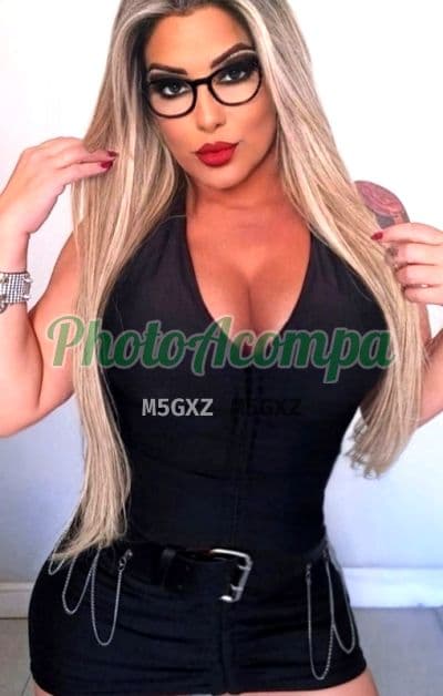 Acompanhante em São Paulo com beijo grego (2) — Fernandinha Fetichista