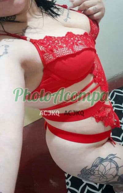 Acompanhante magra em Álvaro de Carvalho (3) — Gabriela Vidal Oliveira