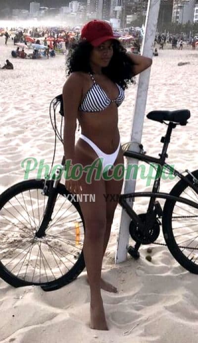 Acompanhante em Rio das Ostras com beijo na boca (2) — Geovanna Marques