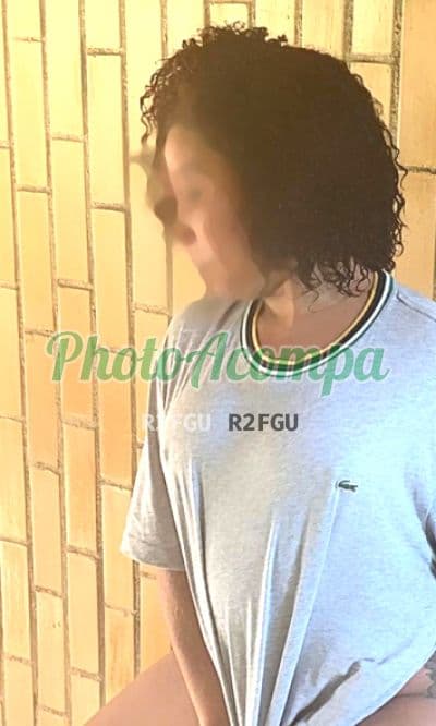 Foto 2: Acompanhante em Macaé — beijo grego, Helena Fernandes