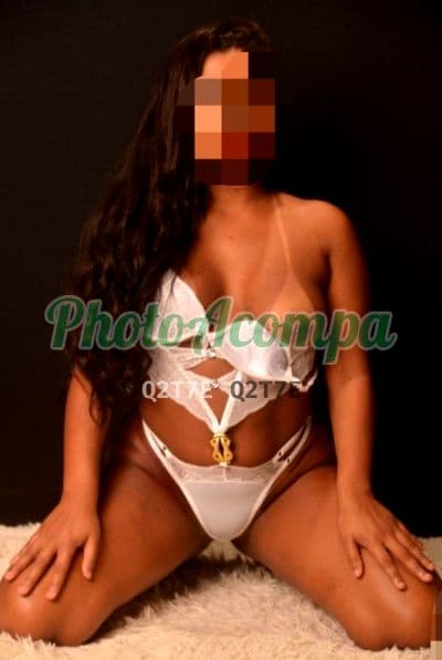 Acompanhante em Rio de Janeiro com beijo na boca (2) — Isa