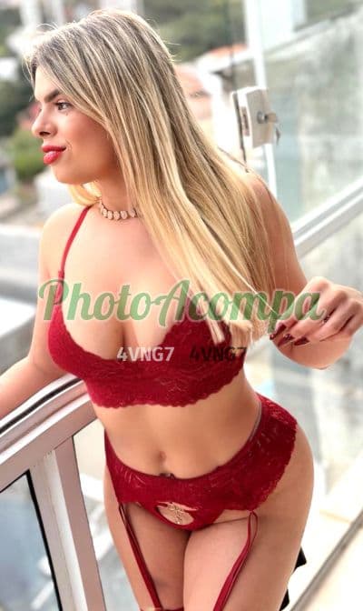 Acompanhante em Foz do Iguaçu com beijo na boca (2) — Jéssica Steffan