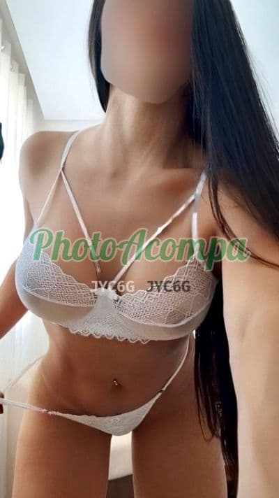 Acompanhante magra em Campinas (3) — Júlia