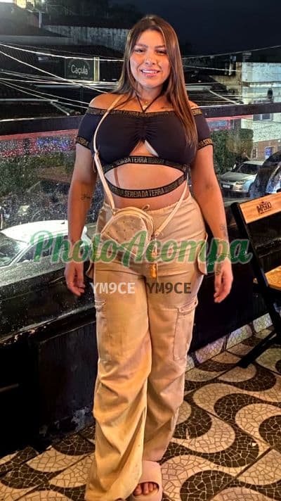 Foto 2: Acompanhante em Recife — beijo na boca, Júlia