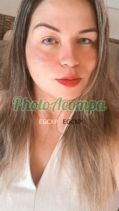 Acompanhante de seios naturais em Guarujá (3) — Karen