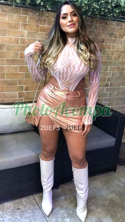 Acompanhante em Fortaleza — oral sem camisinha, foto 4 de Karina