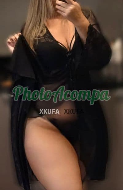 Acompanhante em Rio de Janeiro com beijo na boca (2) — Karine Mattos