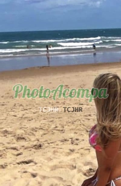 Acompanhante em Guarulhos com beijo na boca (2) — Karol Becker