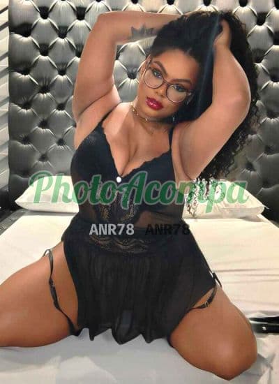 Acompanhante em Apucarana com beijo na boca (2) — Kiara BDSM