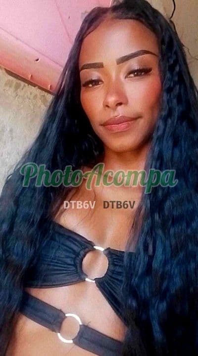 Foto 4: Acompanhante em Macaé — namoradinha, Larissa