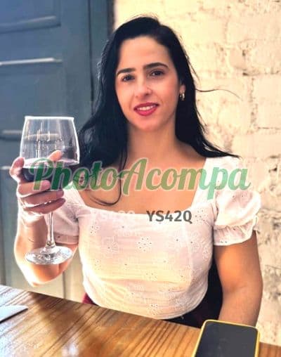 Acompanhante morena em Nova Friburgo (5) — Larissa Ferrari