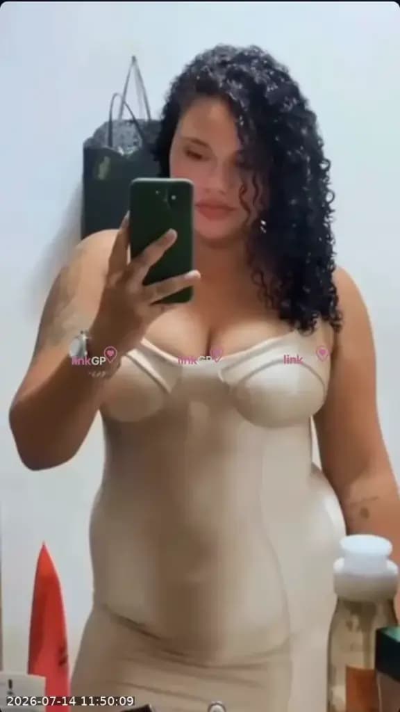 Larissa Monteiro — acompanhante em Pituba (Salvador)