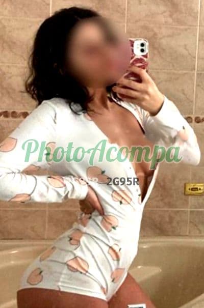 Acompanhante em Rio de Janeiro com beijo na boca (2) — Laura Trajano
