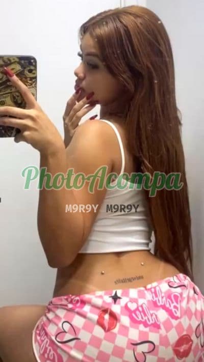 Acompanhante em Guarujá com beijo grego (2) — Lavinia Padro