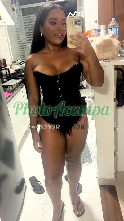 Acompanhante mignon em Niterói, foto 3 de Letícia Carioca