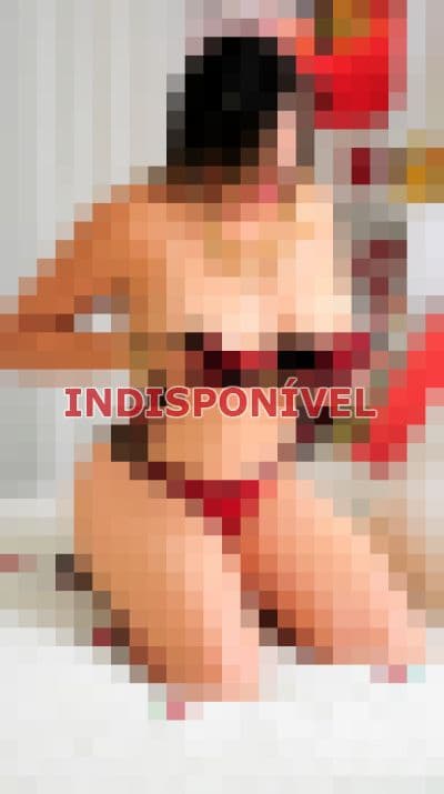 Foto 3: Acompanhante peituda em Curitiba — Linda morena carinhosa e cheia de tesão, pronta para satisfazer seus desejos mais íntimos.