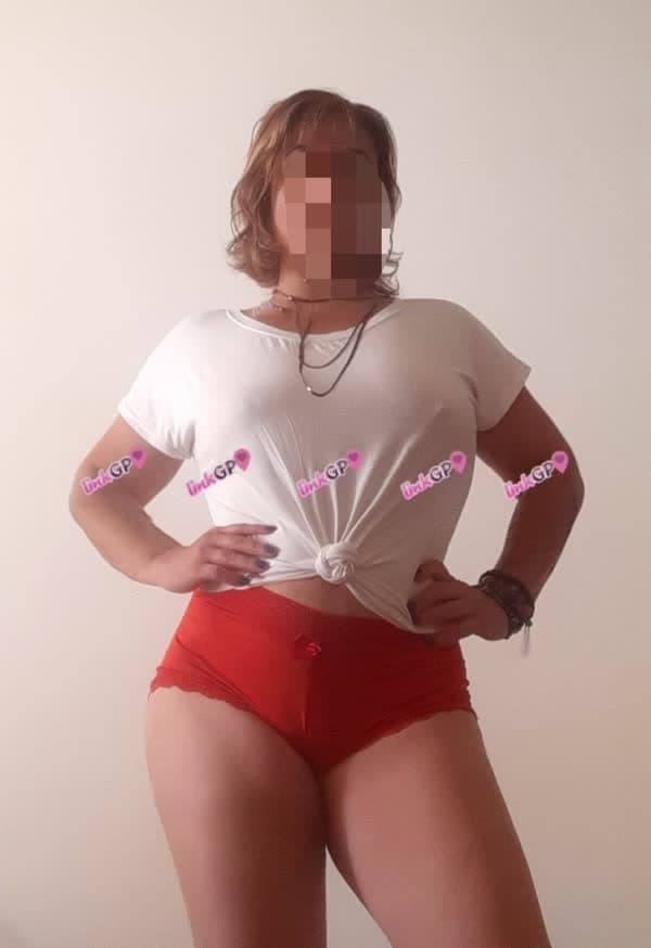 Acompanhante em Curitiba com namoradinha (10) — Lívia
