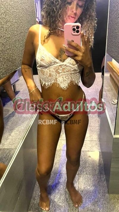 Acompanhante loira em Guarapari, foto de perfil