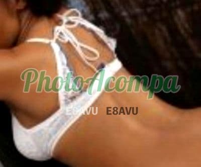 Acompanhante em Osasco com beijo grego (2) — Manu