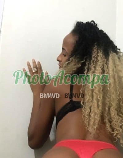 Acompanhante em Rio de Janeiro com beijo grego (2) — Mel Rangel