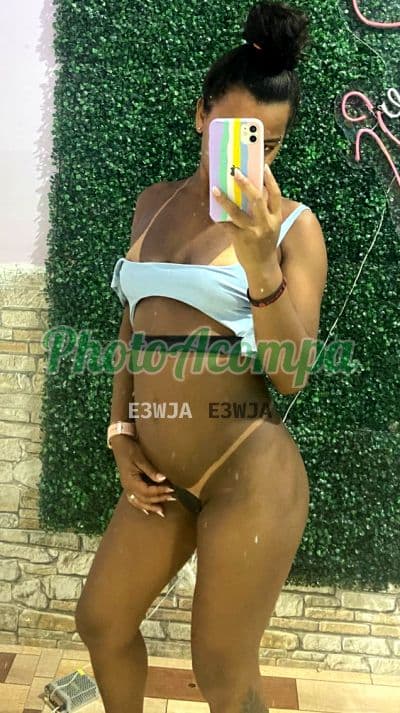 Acompanhante magra em Rio de Janeiro (3) — Moana