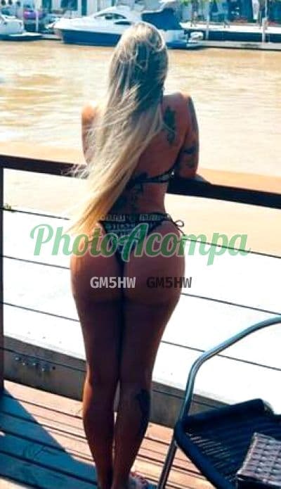 Acompanhante em Barretos com beijo grego (2) — Nathalia Vieira