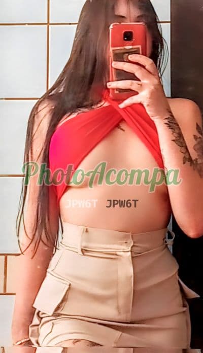 Acompanhante em Curitiba com beijo na boca (2) — Nicole Duarte