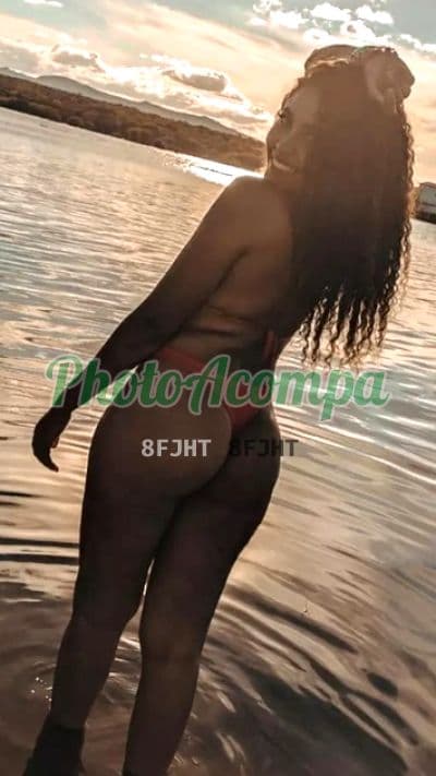 Acompanhante em Barreiras com beijo na boca (2) — Preta
