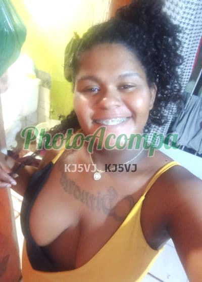 Acompanhante de seios naturais em Olinda (3) — Pretinha