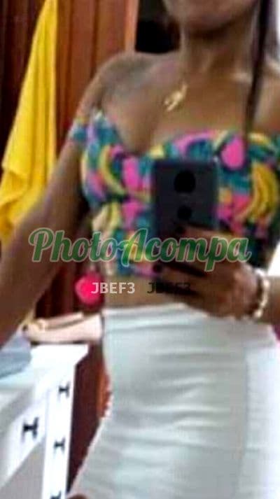 Acompanhante em Três Lagoas com namoradinha (4) — Sara