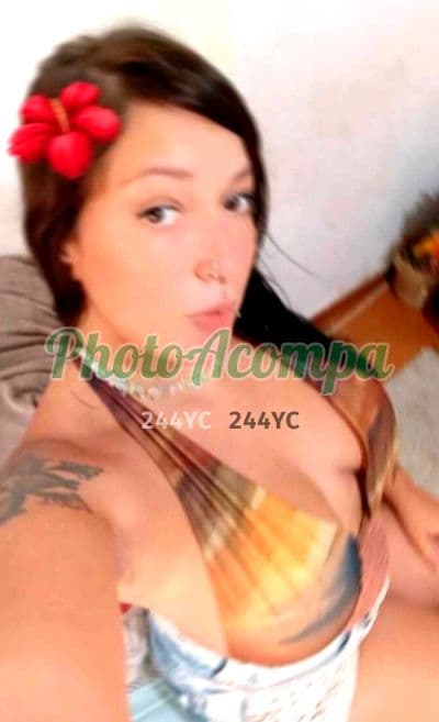 Acompanhante em Rio de Janeiro com beijo grego (6) — Scarllet Bellini