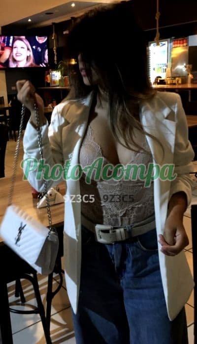 Acompanhante de seios naturais em Curitiba, foto 3 de Thalia