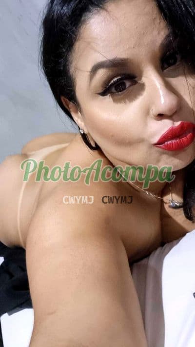 Acompanhante em São Paulo com beijo na boca (2) — Valentina Moreau