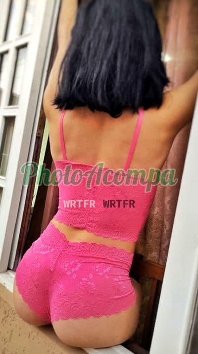 Acompanhante magra em Curitiba, foto 3 de Vanessa Thavares
