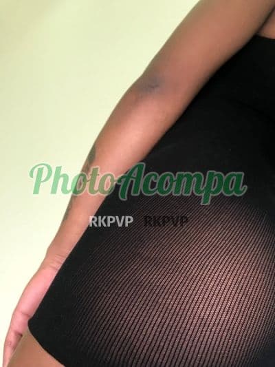 Acompanhante em Rio de Janeiro com beijo grego (2) — Vivi Ferrari