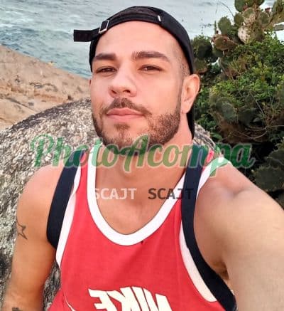 Acompanhante masculino em Rio de Janeiro com beijo grego (2) — Catarinense Pentelhudo