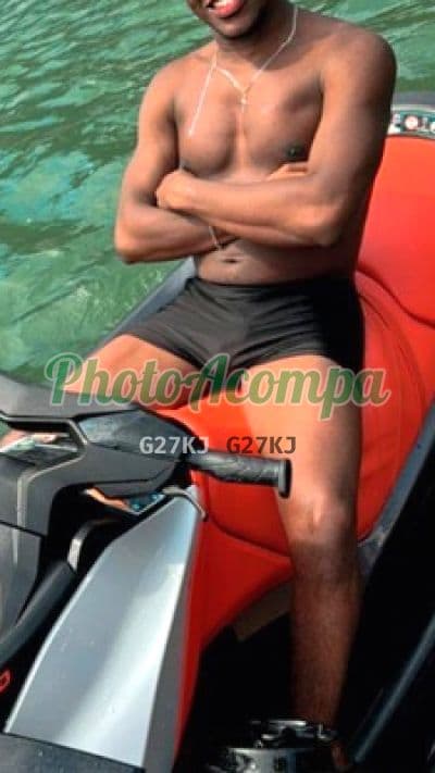 Acompanhante masculino em Rio de Janeiro — beijo grego, foto 2 de David